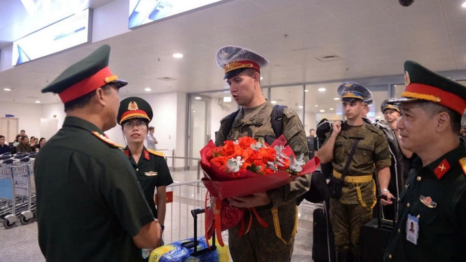 Russian soldiers arrive in Hanoi for military parade on Vietnam’s National Day